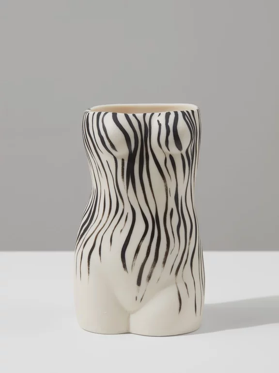 Amy Bessone — Untitled
