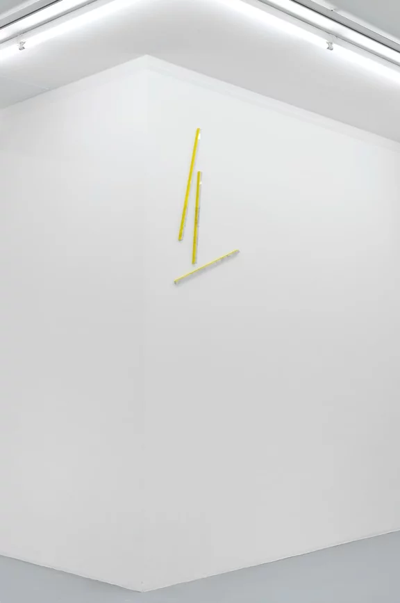Patrick Hill — Falling Apart (Yellow)
