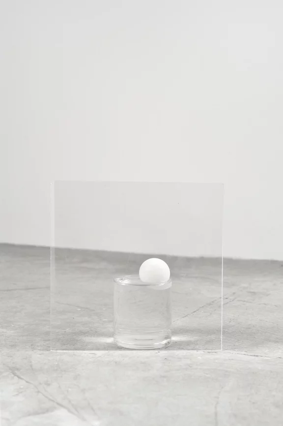 Fernanda Gomes — Untitled